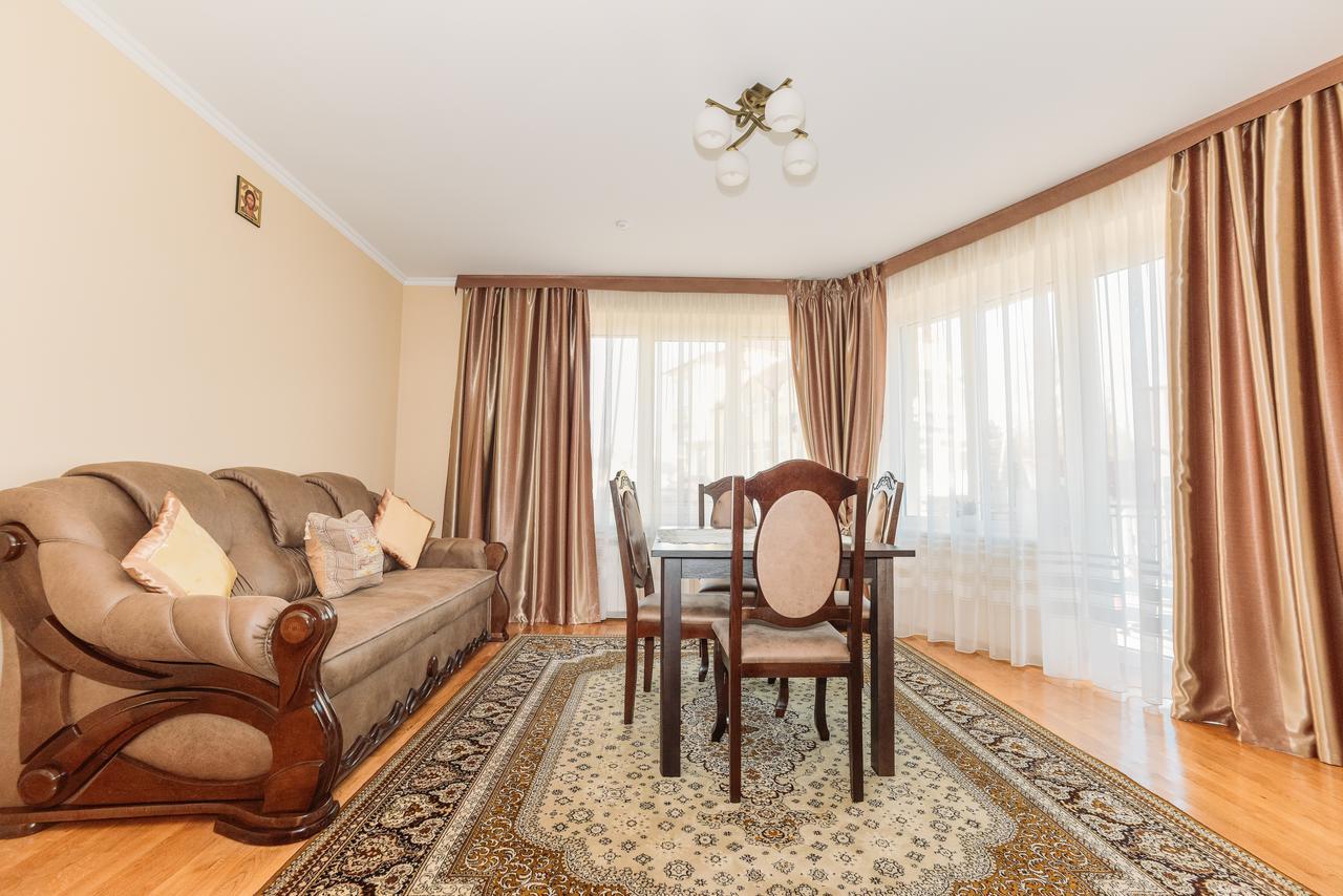 Apartments Sonce Truskavets Exterior foto